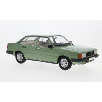 Audi 80 (1978) zielone 1:18 - MCG